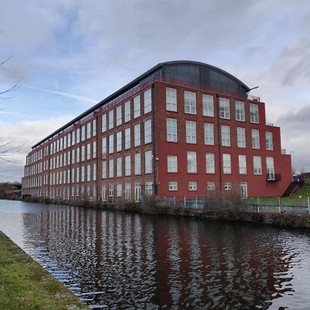 Canal Side Apartment By Serviced Living Liverpool Esterno foto