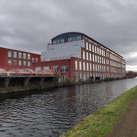 Canal Side Apartment By Serviced Living Liverpool Esterno foto