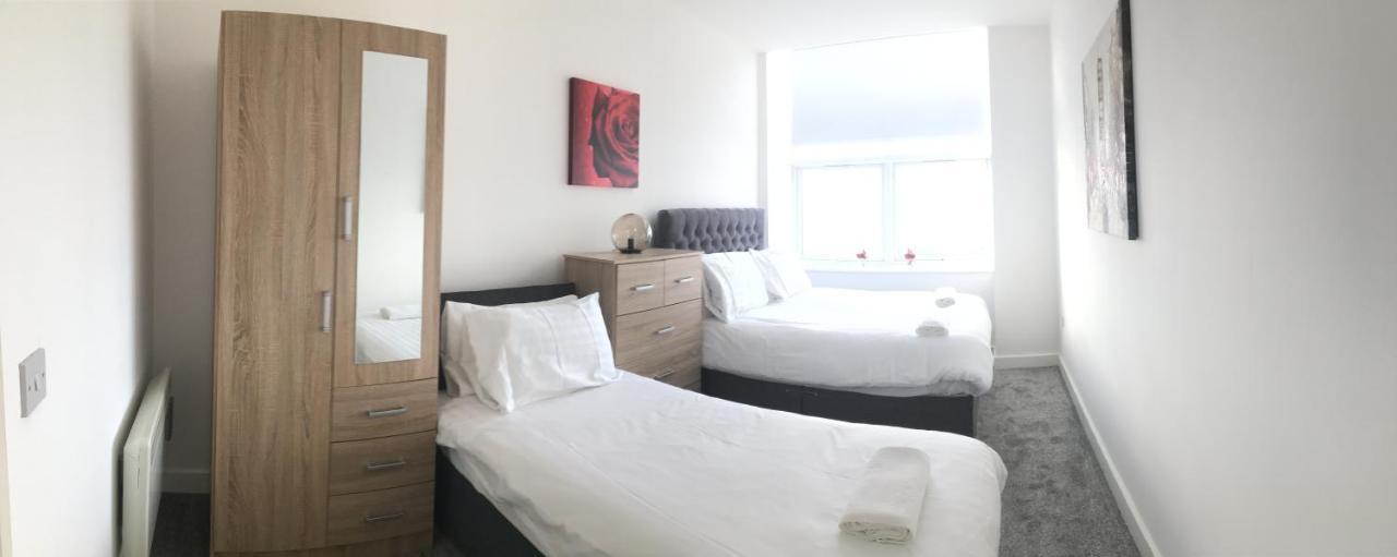 Canal Side Apartment By Serviced Living Liverpool Esterno foto